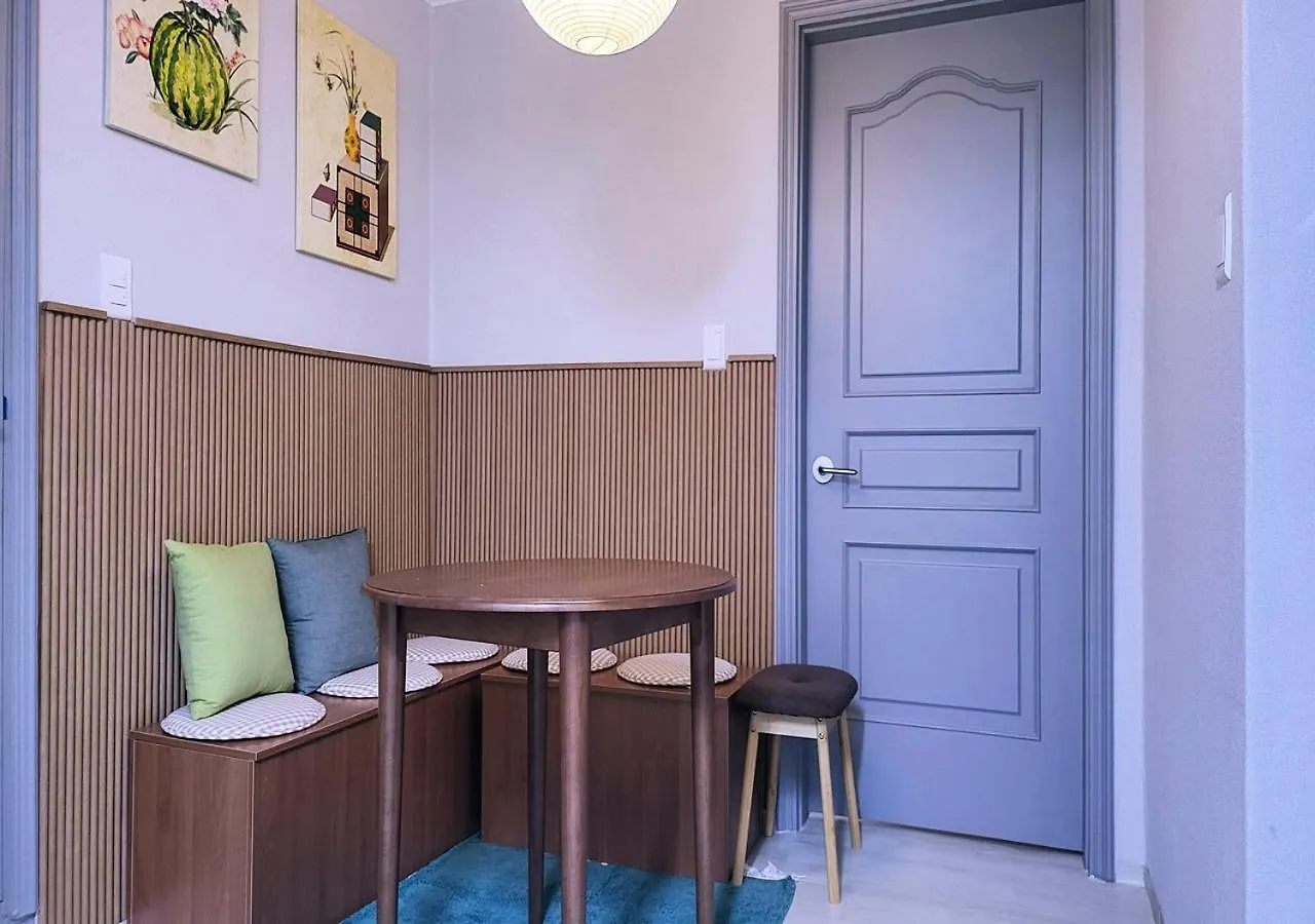 Underhill Apartment Seoul