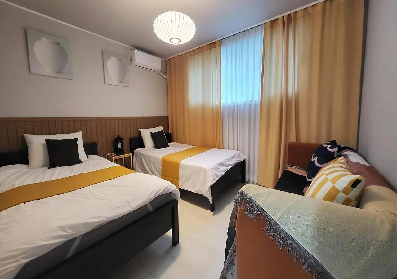 Underhill Apartment Seoul South Korea